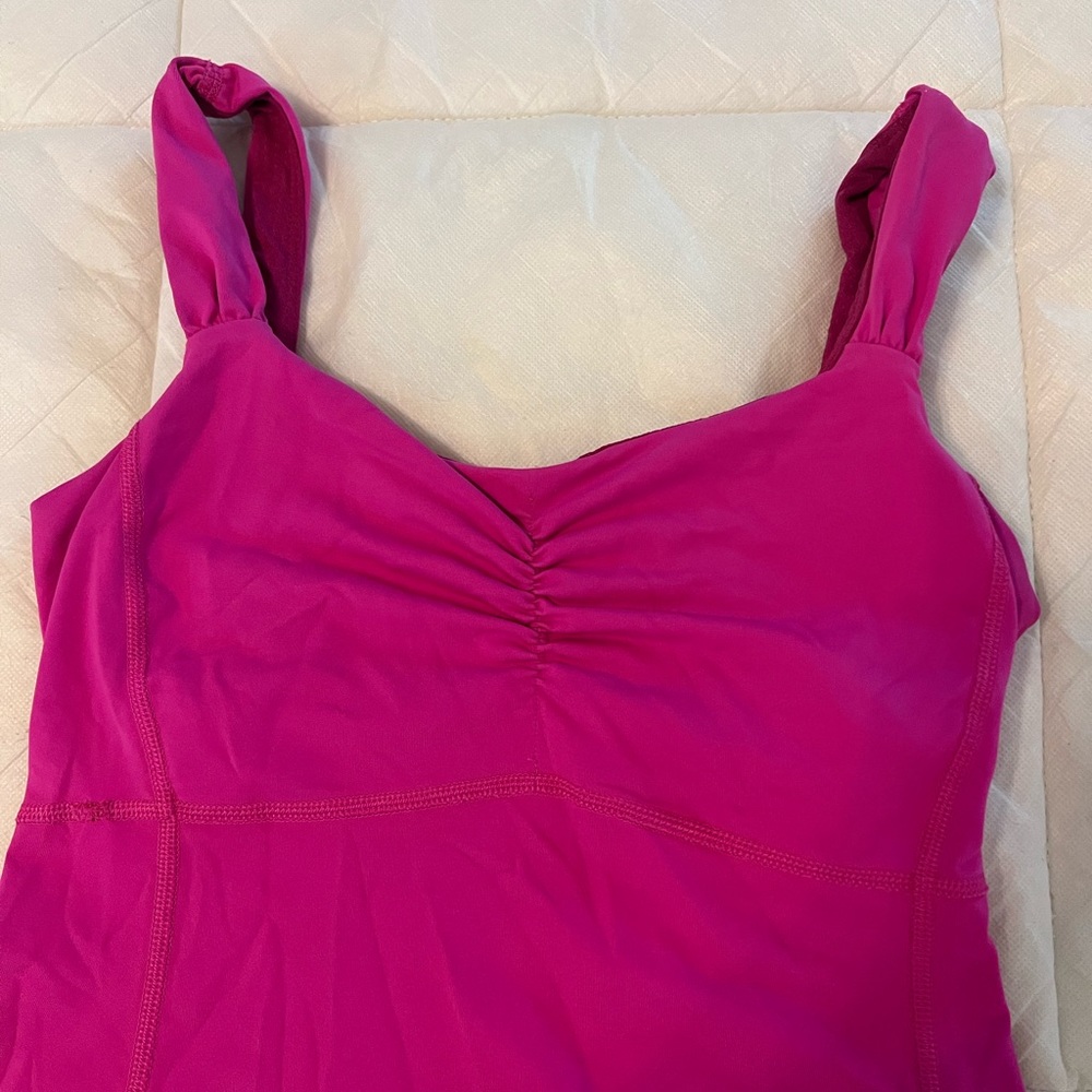 🍋 Lululemon Tank !! - Picture 2 of 4